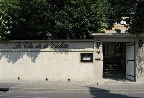 Entrance to Le Clos de la Violette